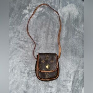 Louis Vuitton Pochette
